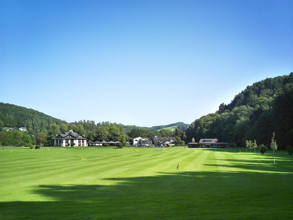 Landhotel Naafs-Haeuschen Ломар Экстерьер фото