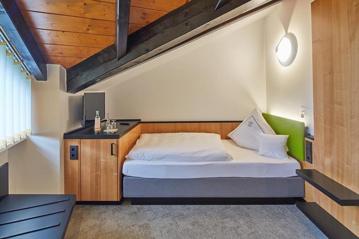 Landhotel Naafs-Haeuschen Ломар Экстерьер фото
